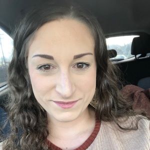 Meet your Posher, Francesca